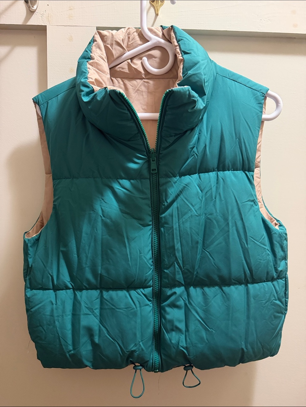 Reversible Green and Beige Puffer Vest - Size S